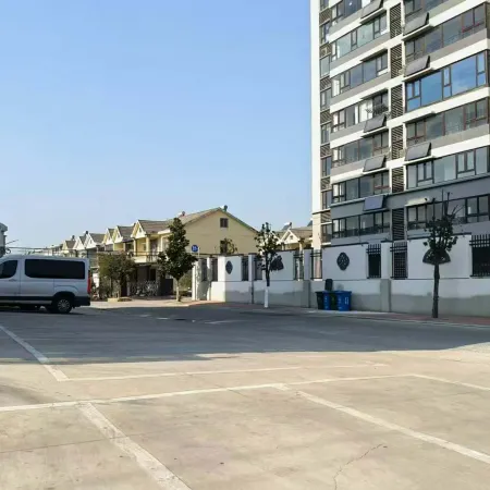 Durian Candy Hotel (Qianshan Citizen Square Branch)