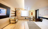 Longzhu Hotel (Qinghuiyuan Overseas&OCT Harbour PLUS) Hotel in zona Foshan Institute of Socialism (Baolin Road)
