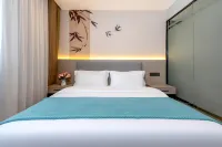 Ningming Yuelai Holiday Hotel Hotel di Ningming