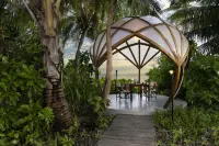 Niyama Private Islands Maldives - breakfast