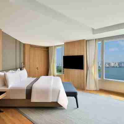 The Westin Mumbai Powai Lake Rooms