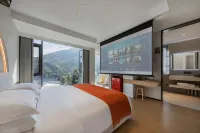 Space KONGEE·Family Pool Stream Tracing Designer Aesthetic Villa (Anji Yun Shang Grassland Resort)