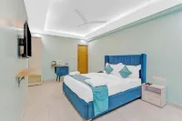 Rohaan Hotels Medavakkam by UPAR