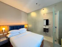 Coast Wise Hotel Dumaguete - Balcony