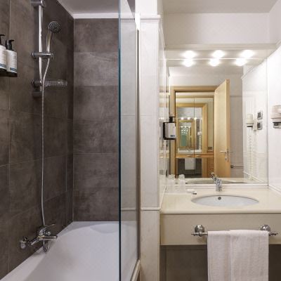 Family Room Occidental Aran Park Promo Code