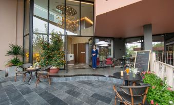 Hanoi Riverview Boutique Hotel & Apartment