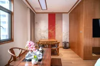 荷田花園飯店（通山迎賓大道職業教育中心店）