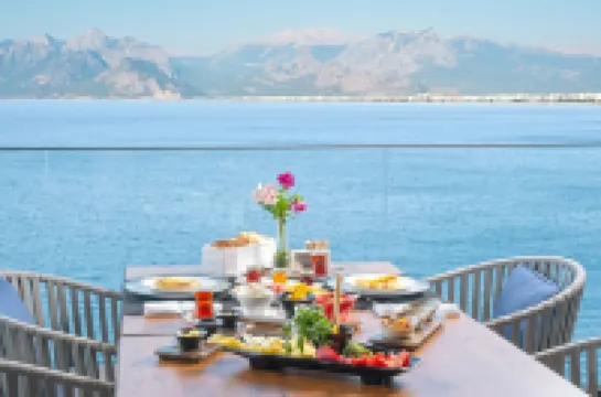 佩吉飯店-僅限18歲以上的成人