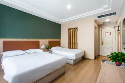 Chenxiang Hotel (Yizhong High-Speed Railway Station)