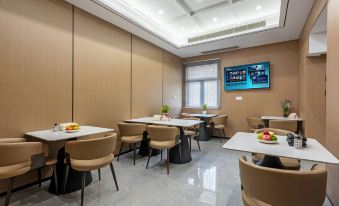 Qingcheng Hostel