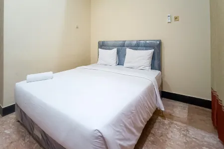 RedDoorz @ Senaz Guesthouse Mataram