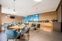 Homeinn · neo (Guangzhou Fangcun District Huadiwan Subway Station) - 2-Star