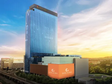 Solaire Resort North Отели рядом с достопримечательностью «The Immaculate Conception Cathedral of Cubao»