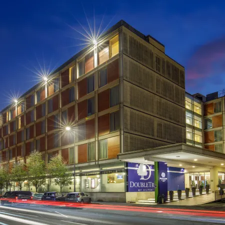 DoubleTree by Hilton Milan Отели рядом с достопримечательностью «Сан-Сиро»