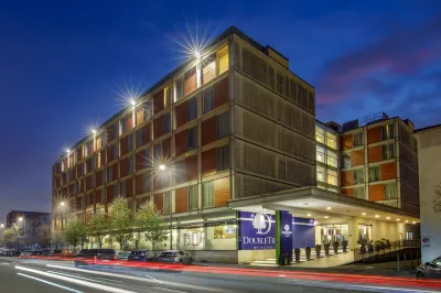 DoubleTree by Hilton Milan Hotellit kohteessa 