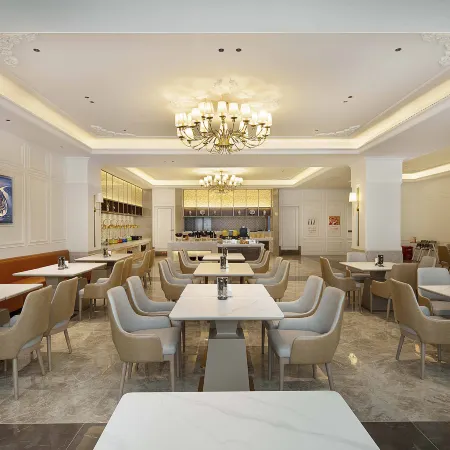 Vienna International Hotel (Jingxi Changfeng International Branch )