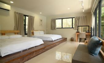 Sun sun pool villa
