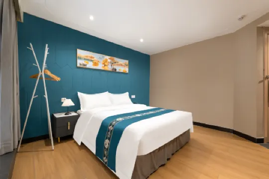 Elegant Garden Wenjin Hotel (Shenzhen Luohu Port International Trade Branch)