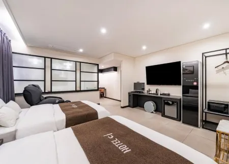 Osan Hotel D Benikea Отели в г. Осан