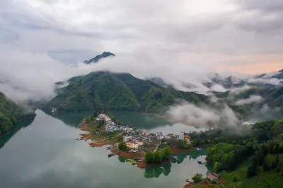 Floral Hotel·Shuiyunyun Homestay (Taiping Lake Branch) Hotels in Taiping Lake scenic spot