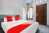 Hotel O Teluk Betung Near Taman Dipangga Formerly Z Hotel فنادق في Kupang Kota
