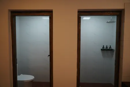 Ge Nie · Cang Yang Hotel Отели рядом с достопримечательностью «Xiazetong Village»