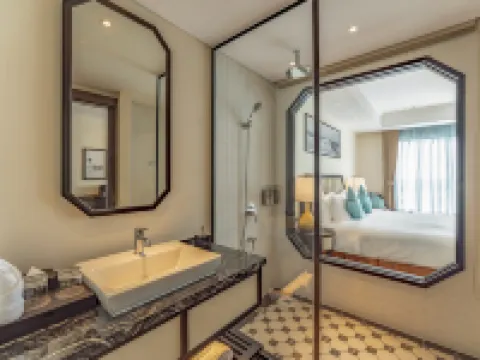 Charmant Suites a Boutique Hotel Can Tho Hotels near Cai Rang Floating Market