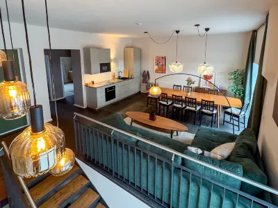 Spacious design apartment - 130 sqm - 10 guests Hôtels à : Arrondissement de Pankow