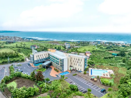 Grand Mer Hotel Seogwipo Ocean Отели рядом с достопримечательностью «Norimae»