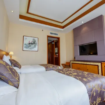 Junan Gloria Plaza Hotel