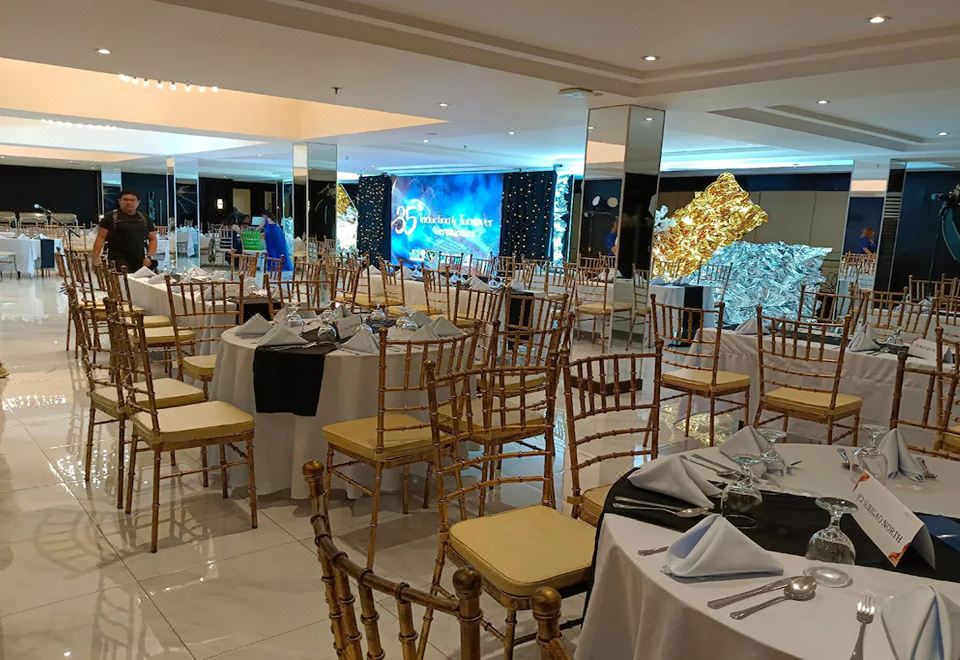 5. 더 브이아이피 ..