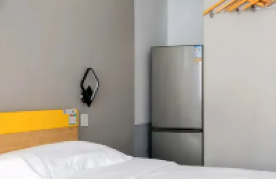 Dongsu Yingka Hotel
