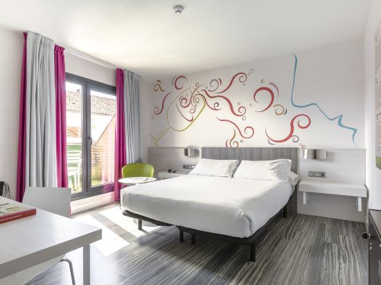 Ibis Styles Madrid Prado