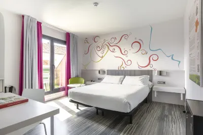 Ibis Styles Madrid Prado Hotels near Huertas