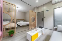 Designer's Homestay No. 7