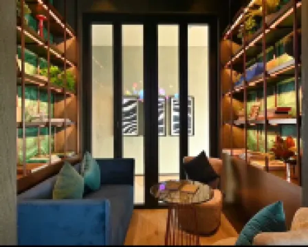 The Edge Central Pattaya – Near Beach, Central & Walking Street by Smile