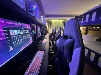 TOP PALYER E-SPORTS HOTEL