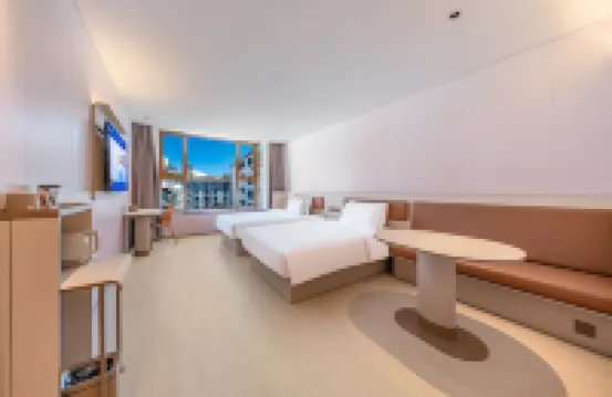 HanTing Hotel (Lijiang Ancient City Xianghe Commercial Plaza) Hotels in Lijiang