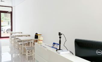 Weilian Xinjia Homestay Hotel (Development Zone Wanda Plaza)