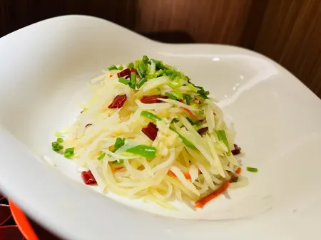 Chen Ming International Hotel Отели рядом с достопримечательностью «Qiyi Agriculture Ecological Garden»