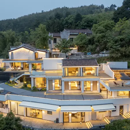 Yunmanli · Elegant Mountain Panorama | Zen Guesthouse (Terrace, Upper Jiuhua Mountain)
