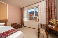 Katyusha B&B (Turks Bagua City Away Street Store)