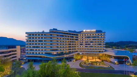 Grand New Century Resort Anji Huzhou