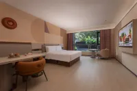 Orange Hotel (Wuhu Fenghuang Food Street Bailian Branch) - 3 stjerner
