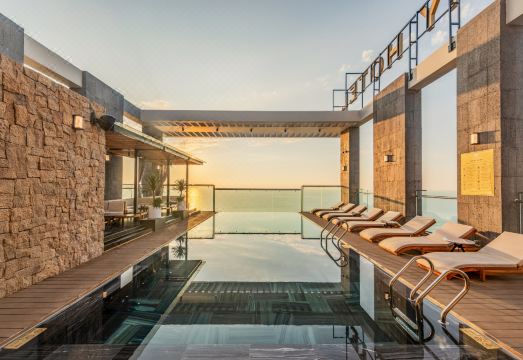 푹 롱 럭셔리 조식 뷔페