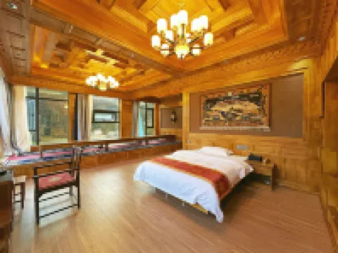 Wangyun Pavilion Homestay (Zhagana Scenic Area Ticket Center)