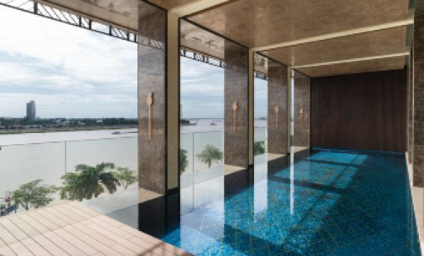 Soma Hotel Riverside