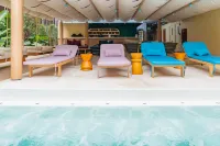 โรงแรมเวลา บี แบงคอก สยาม - ที่มีสระว่ายน้ำ