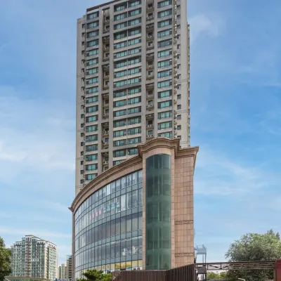 Dequan M Hotel (Beijing Universal Resort Liyuan Metro Station Branch) Hotels near Liyuan Station