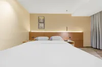 Xichou Yaslight Hotel (People's Hospital) Hotels in Xichou County